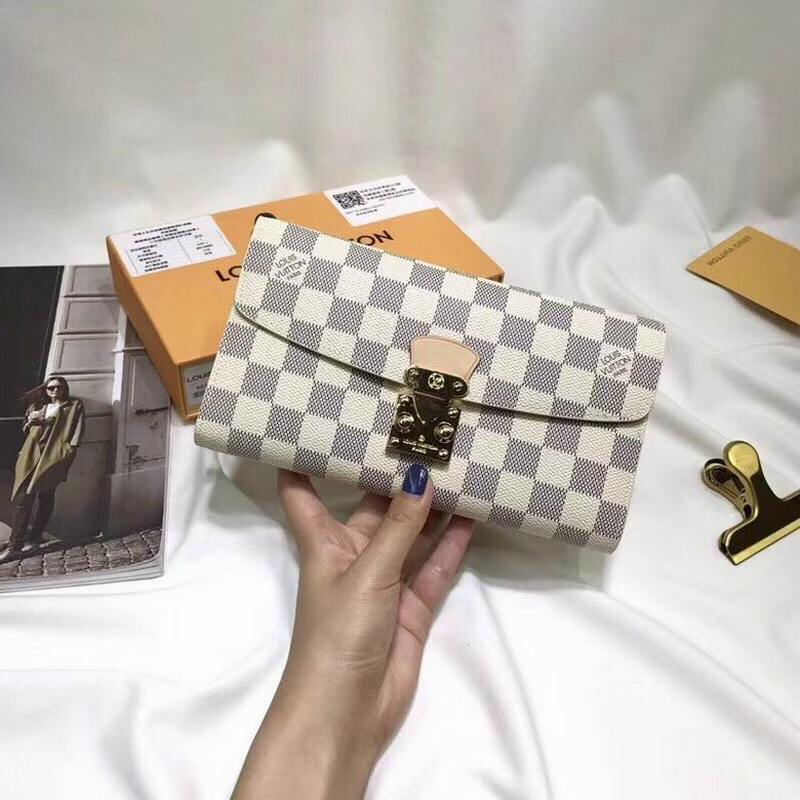 LV Wallets 148